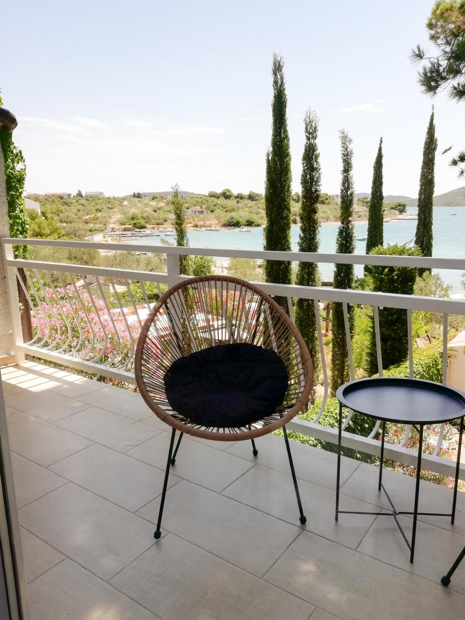 Bed & Breakfast Pansion Rade Ξενοδοχείο Pirovac Δωμάτιο φωτογραφία