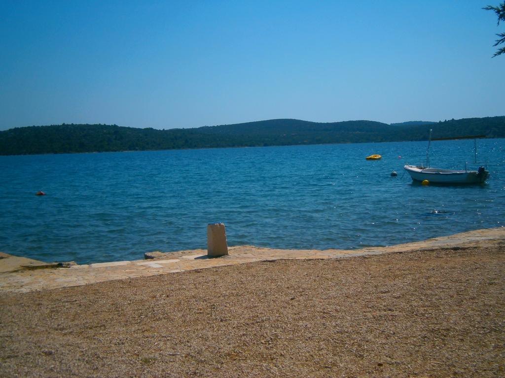 Bed & Breakfast Pansion Rade Ξενοδοχείο Pirovac Εξωτερικό φωτογραφία
