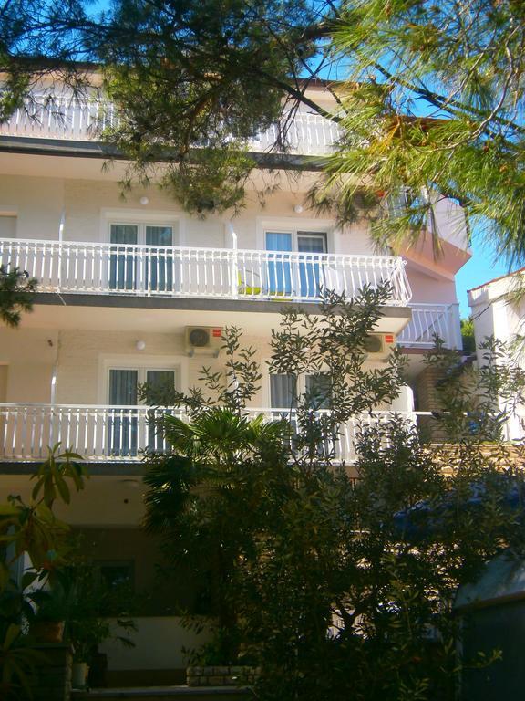 Bed & Breakfast Pansion Rade Ξενοδοχείο Pirovac Εξωτερικό φωτογραφία