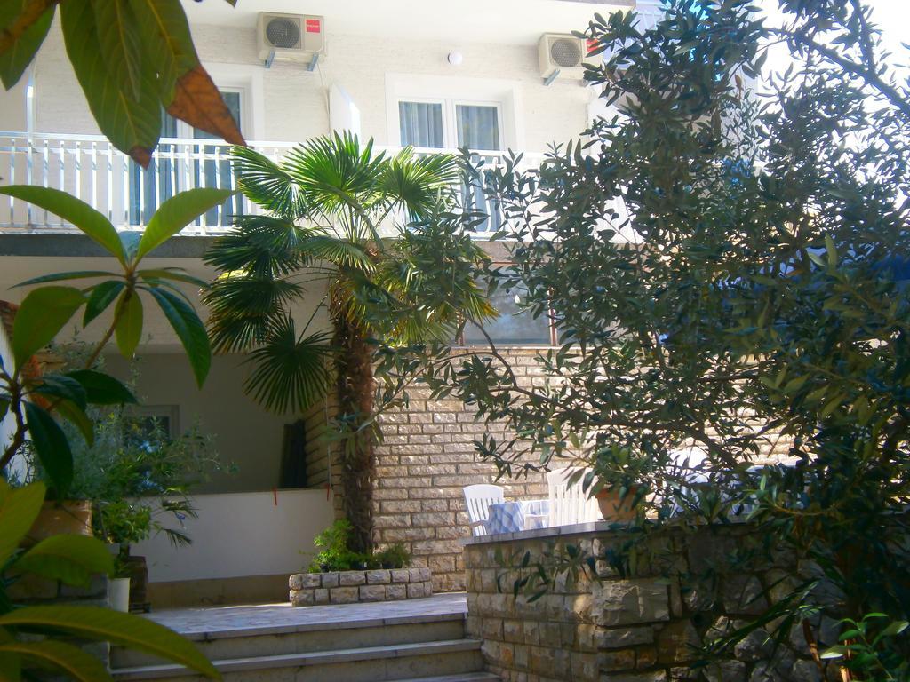Bed & Breakfast Pansion Rade Ξενοδοχείο Pirovac Εξωτερικό φωτογραφία