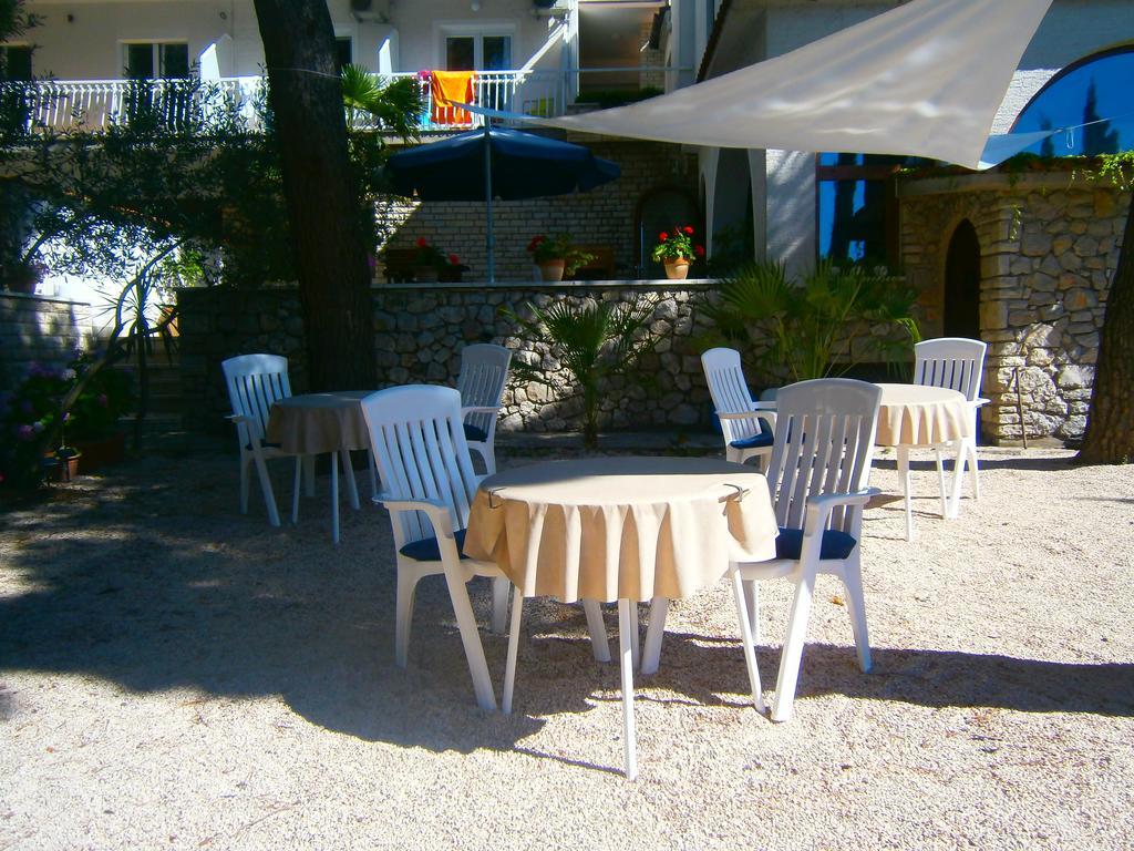 Bed & Breakfast Pansion Rade Ξενοδοχείο Pirovac Εξωτερικό φωτογραφία