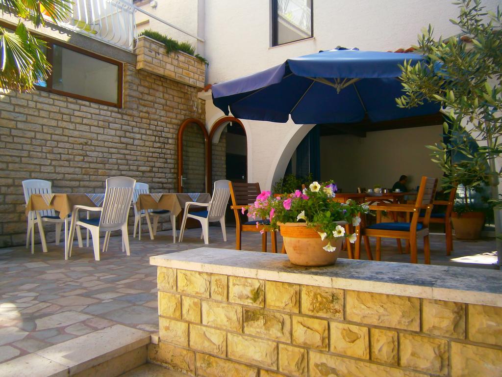 Bed & Breakfast Pansion Rade Ξενοδοχείο Pirovac Εξωτερικό φωτογραφία