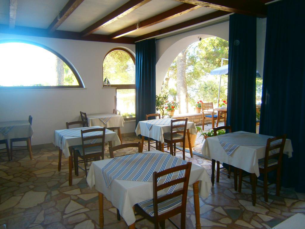 Bed & Breakfast Pansion Rade Ξενοδοχείο Pirovac Εξωτερικό φωτογραφία