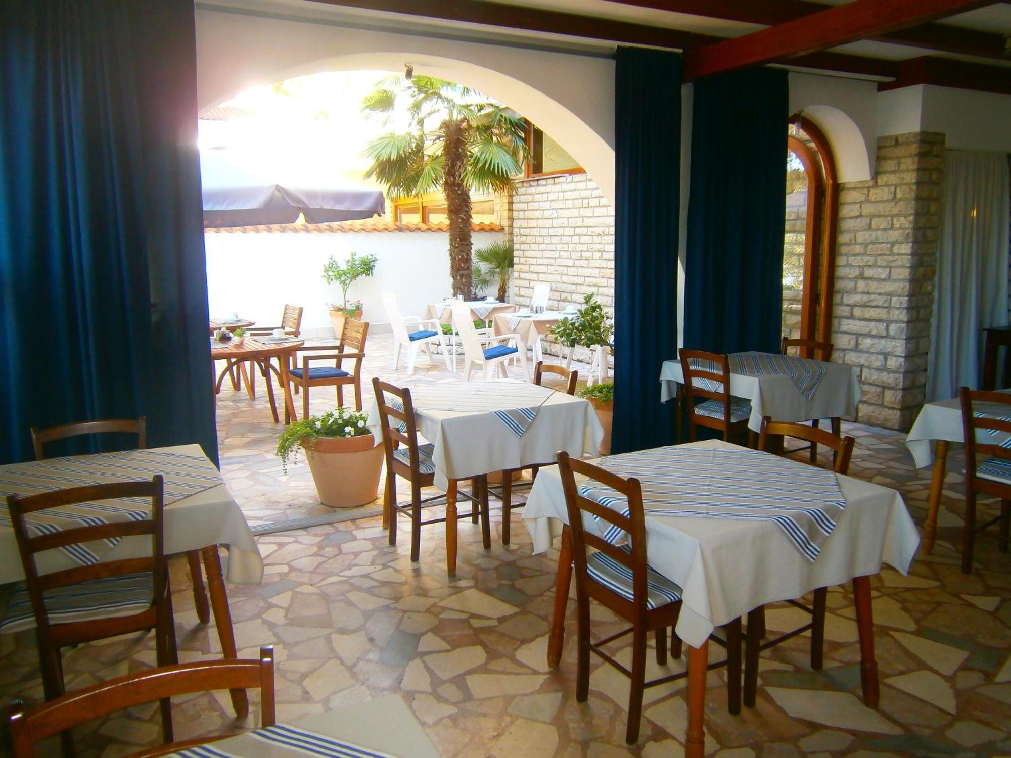 Bed & Breakfast Pansion Rade Ξενοδοχείο Pirovac Εξωτερικό φωτογραφία